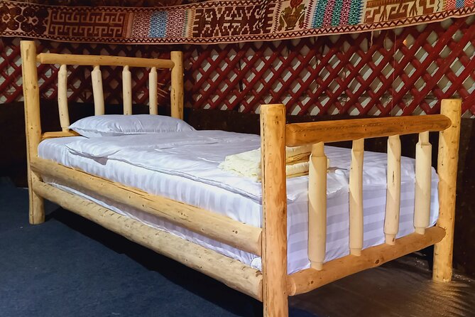 3-Day Yurt Stay, Hiking & Lake Aydarkul Tour - Day three: an easier walk before Samarkand