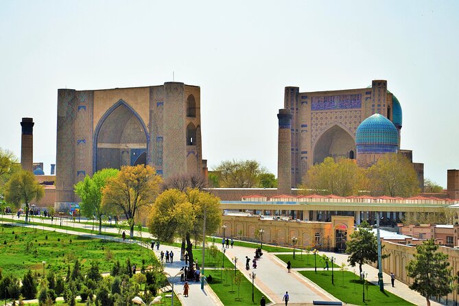 5 Nights / 6 Days Uzbekistan Tour Tashkent Samarkand and Bukhara - Day three in Samarkand: the great monuments arrive quickly