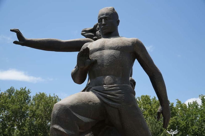 All-Inclusive VIP Tashkent Tour with Guide & Meals - Amir Timur Square, Broadway Alley, and the final evening