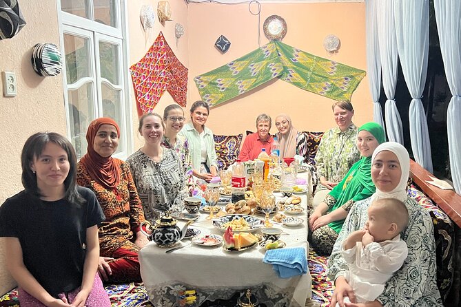 Authentic Uzbek Plov Cooking Experience - Sitting Down To Eat The Plov You Helped Make
