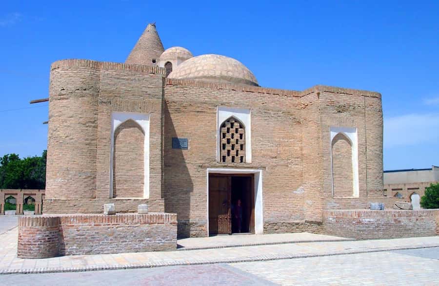Bukhara: Full-Day Guided Tour with English-Speaking Guide - Tim Abdulla Khan Trading Dome and smart shopping