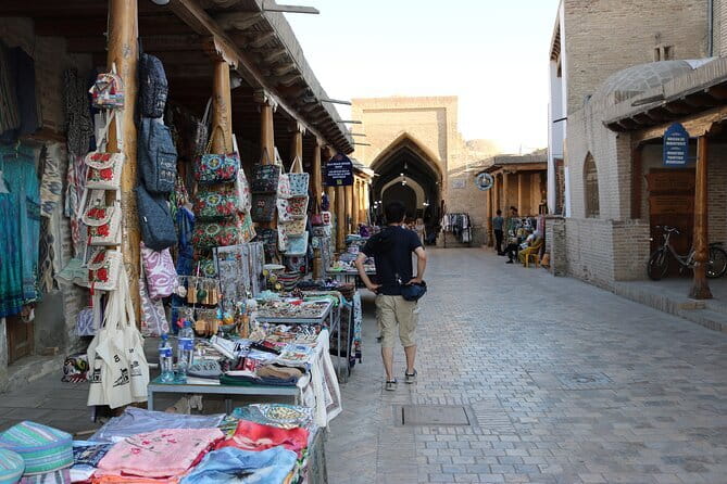 Bukhara: Walking Tour with a Small Group - Ismail Samani Mausoleum and the oldest architecture