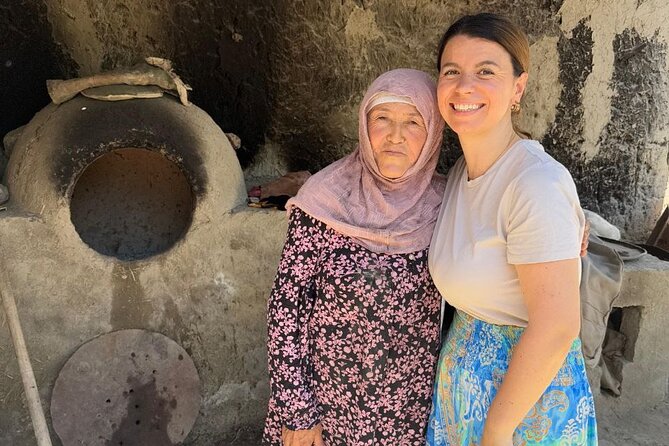 Cooking Class in the Village with Local Family in Samarkand - The family table and everyday conversation