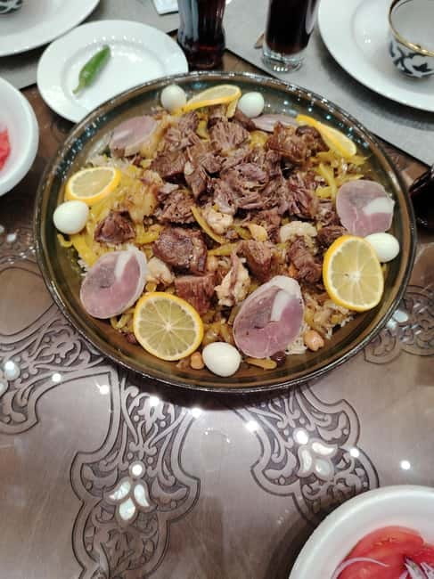 cooking traditional food in Samarkand with local people - Inside the family home