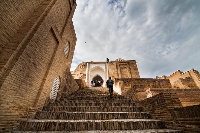 Discover Uzbekistan - explore top destinations: Samarkand, Bukhara & Tashkent - Tashkent begins with Timurid power and modern Uzbekistan