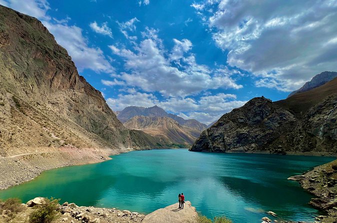 From Samarkand: Day Trip to Tajikistan's Seven Lakes - Panjakent Bazaar in 30 useful minutes