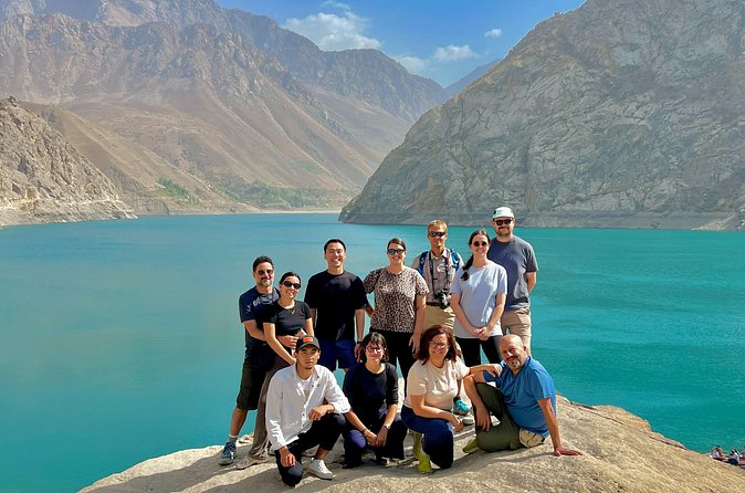 From Samarkand: Day Trip to Tajikistan's Seven Lakes - The final lake, picnic, and optional one-hour hike