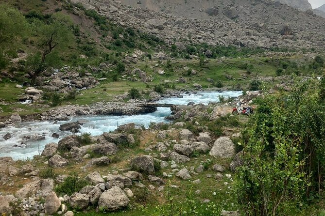 One Day Tour in Seven Lakes from Samarkand - The road to all seven lakes