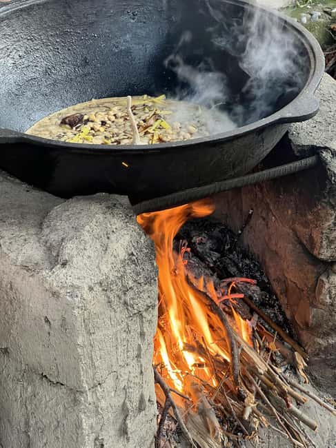 Pilaf making in Samarkand - Making authentic Uzbek pilaf