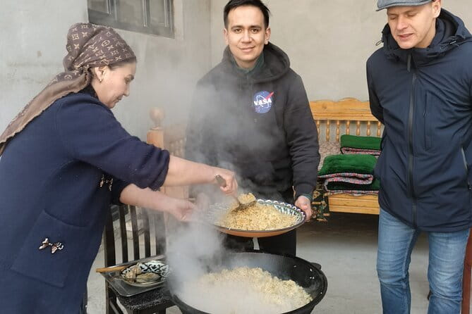 Plov Cooking Class at Local Uzbek House - Starting at Siyob Bazaar