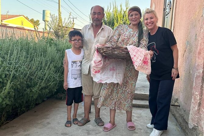 Private Samarkand Cooking Class with Market Tour & Transfers - Sharing the meal at home