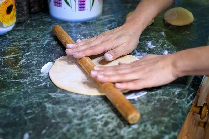 Private Traditional Uzbek Cooking Class in a Lovely Tashkent Home - Arriving with tea, snacks, and a traditional welcome