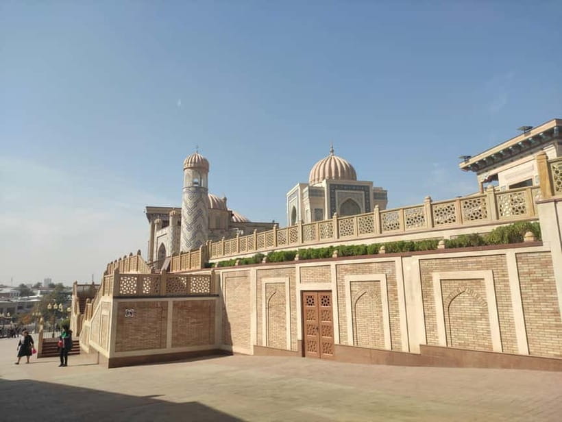 Samarkand by Bike: Siab River, Hidden Mahallas & Local Life - Following the Siab River