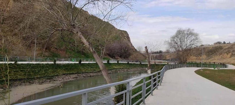 Samarkand by Bike: Siab River, Hidden Mahallas & Local Life - Siab Bazaar and the Old Mahallas