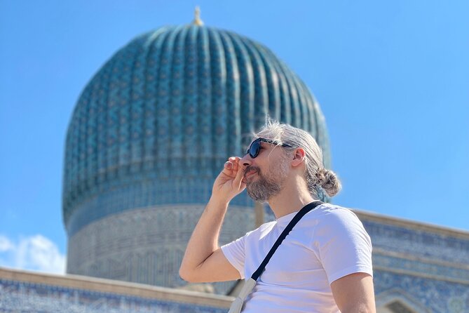 Samarkand City Tour with a Professional Photographer - The guide question deserves attention