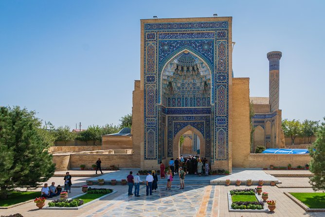 Samarkand: city tour - Registan Square and its three madrasahs