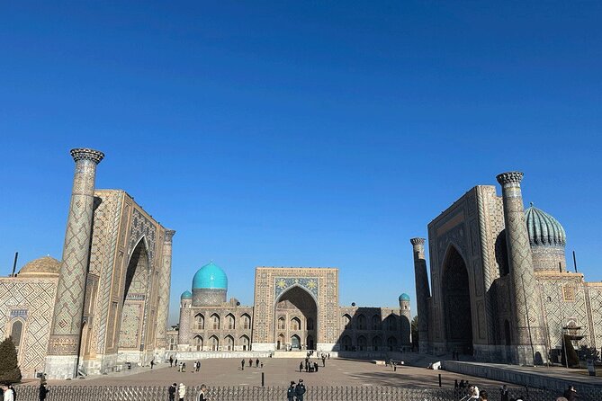 Samarkand Day Trip from Tashkent - Bibi Khanym Mosque and the scale of empire