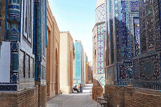 Samarkand Discoveries A Tour of Timeless Wonders with a Guide - Siab Bazaar: A change from monuments to daily life