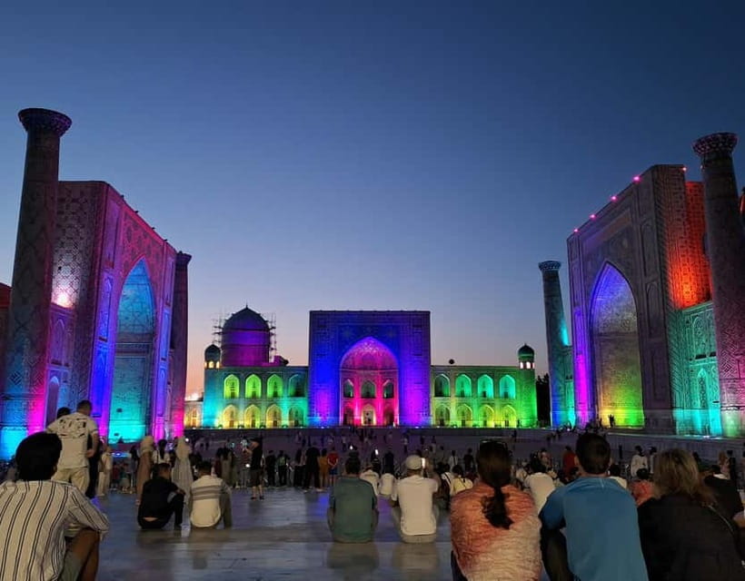 Samarkand: Historical City Walk with Local Stories - Bibi-Khanym Mosque and the weight of scale