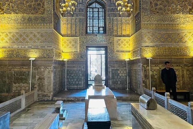 Samarkand: Historical Monuments Group Walking Tour - Hazrat Khizr: a shorter stop with a long timeline
