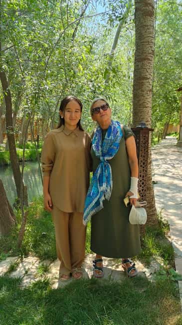 Samarkand Moonlight Tour: A Timeless Night Experience - Why the four-hour length matters