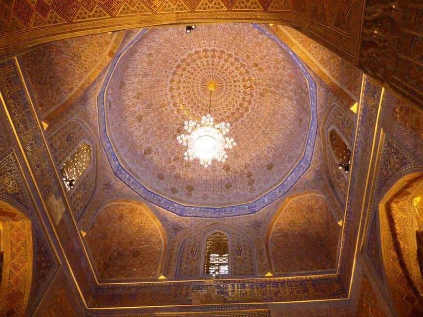 Sunset walking tour of Samarkand - Bibi-Khanym Mosque and the line between legend and fact