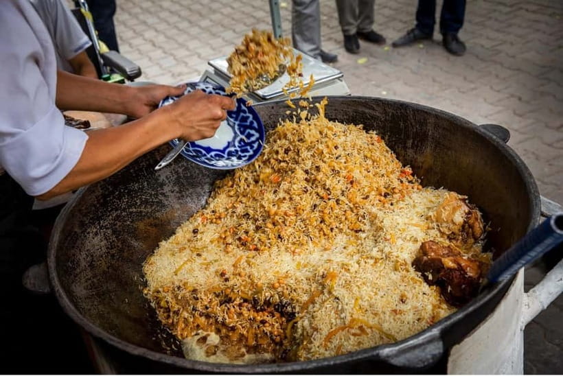Tashkent: 4 Hour Food Tour and Metro Journey with a Guide - The guide can shape the whole experience