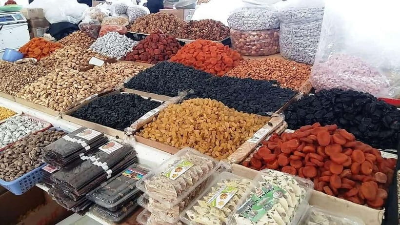 Tashkent: 4 Hour Food Tour and Metro Journey with a Guide - Who will enjoy this four-hour route?
