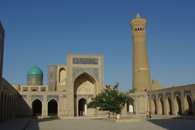 Transfer From Khiva To Bukhara - Leaving Khiva by Hotel or Train Station